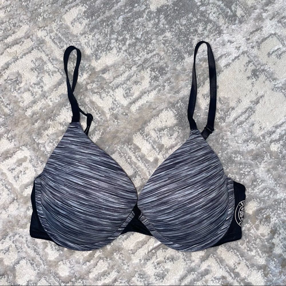🏷️ 5 for $25 - VICTORIA’S Secret Pink Bra